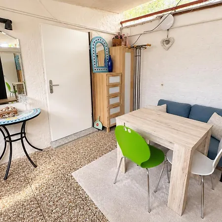 Apartment Guesthouse *